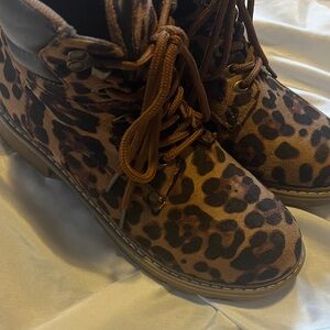 Leopard Print Lace-Up Boots